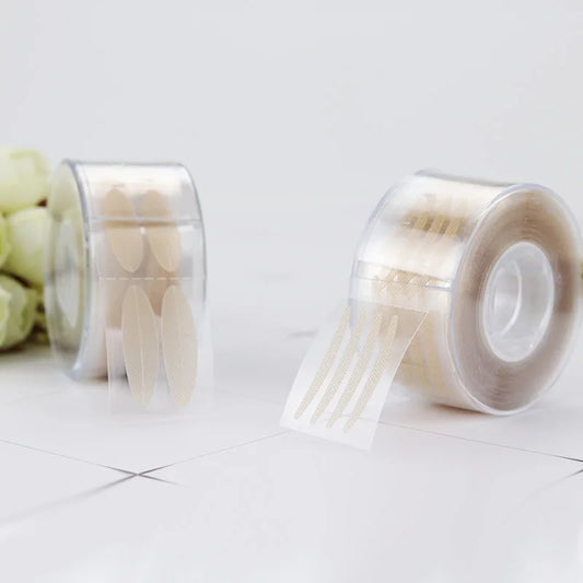 Bandes adhésives pour paupières
